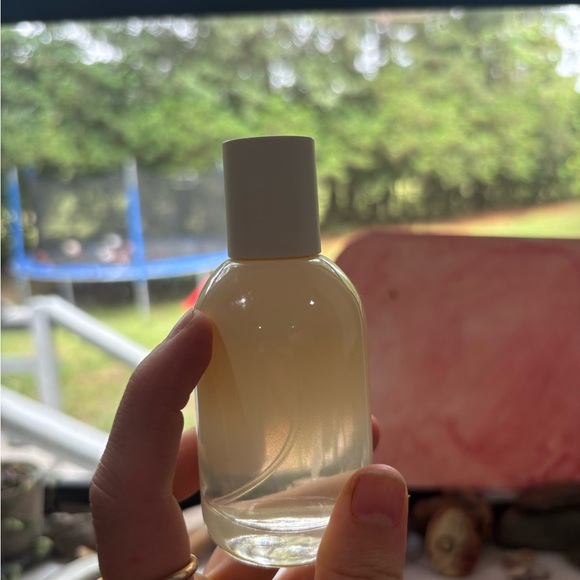 Doux glossier - Picture 3 of 4